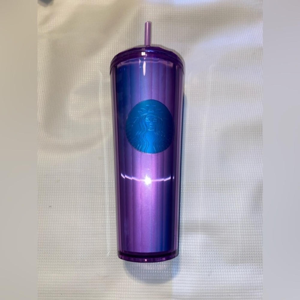 Starbucks Summer 2022 Tumbler Wisteria Kaleidoscope‎ 24 oz. Venti Purple
